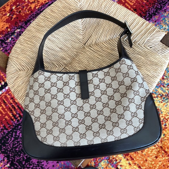 Small classic Gucci hand bag. Brown leather trim. - Picture 2 of 9